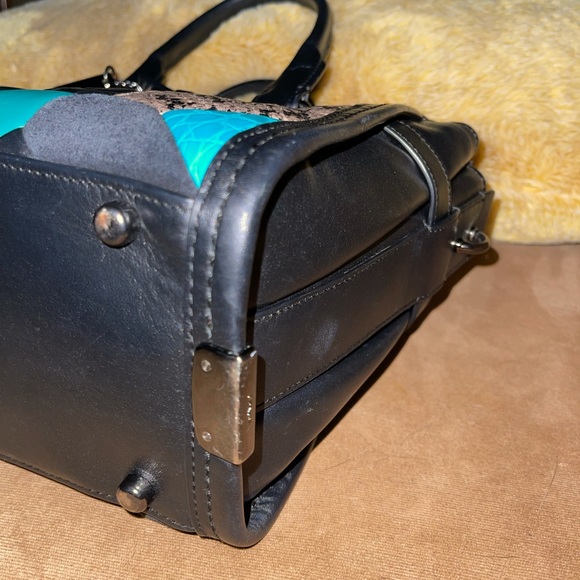 COPY - Coach - Picture 4 of 4